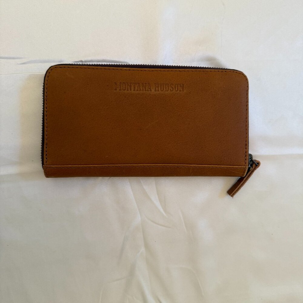 Montana Hudson Leather Zip Around Clutch Wallet Tan NWOT